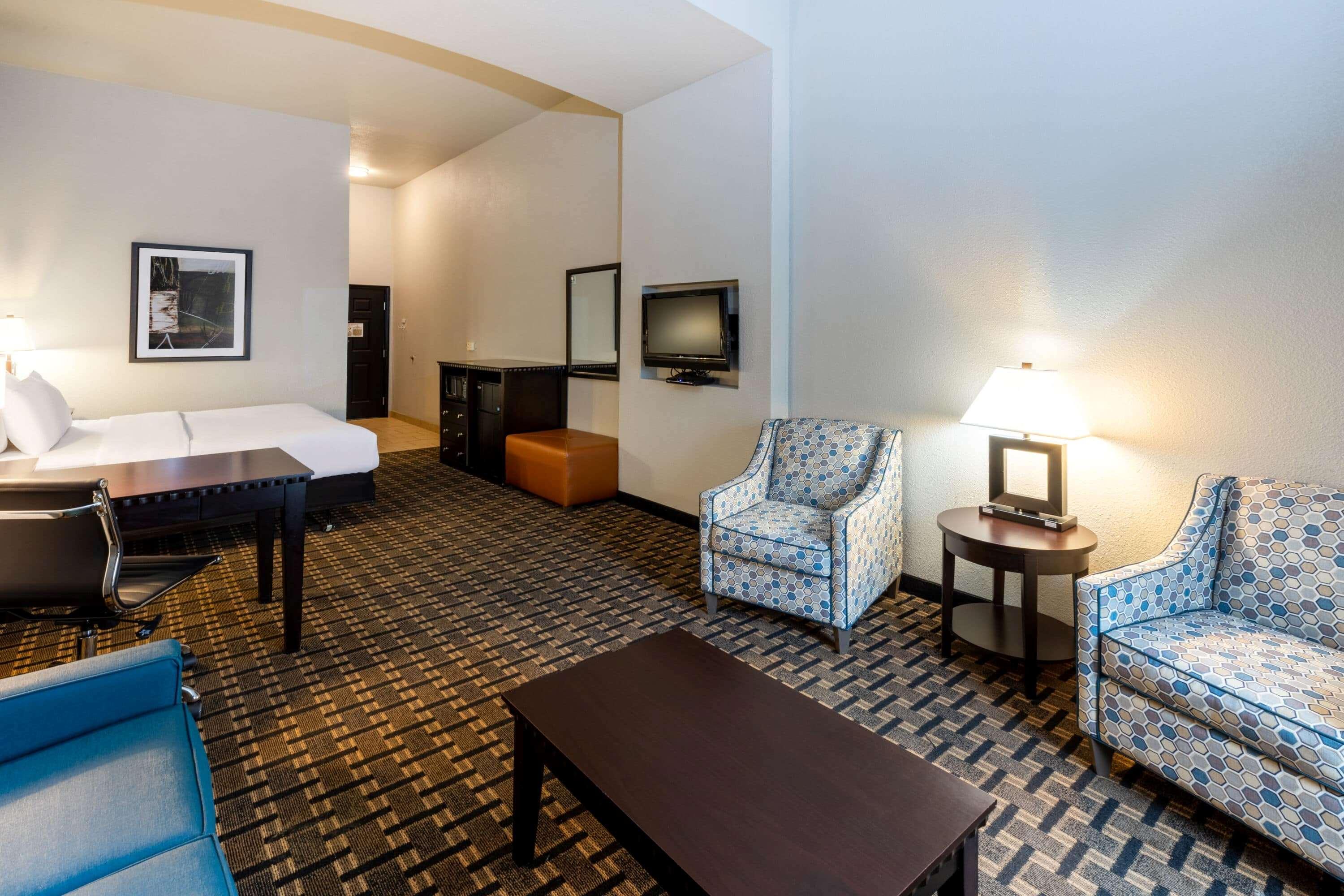 La Quinta By Wyndham Worth Eastchase Hotel